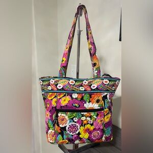 ❤️🦋 Vera Bradley Miller Bag in Va Va Bloom